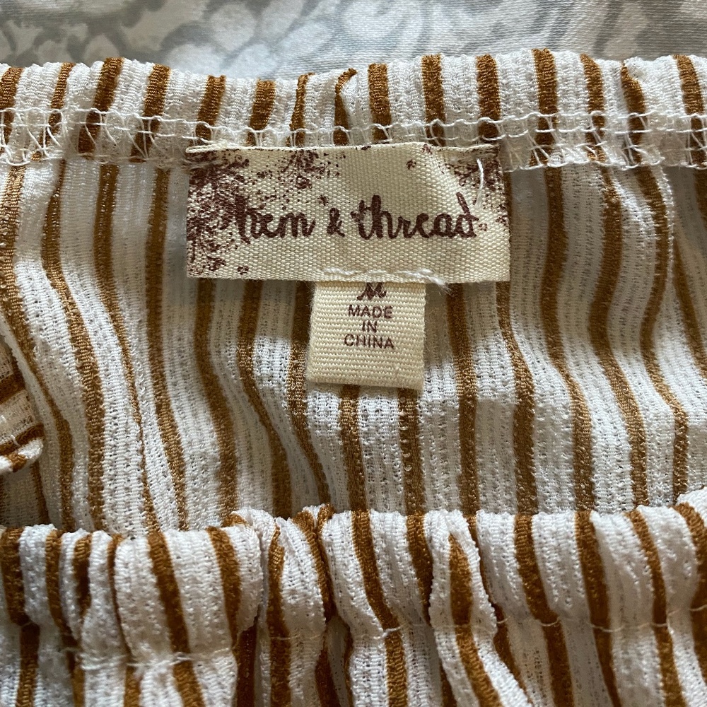 HEM AND THREAD Striped Ruffle Top - Picture 3 of 4
